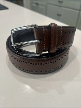 Allen Edmonds Italian Calfskin 112/44 MadeinUSA 74006 Men’s Belt Brass Buckle